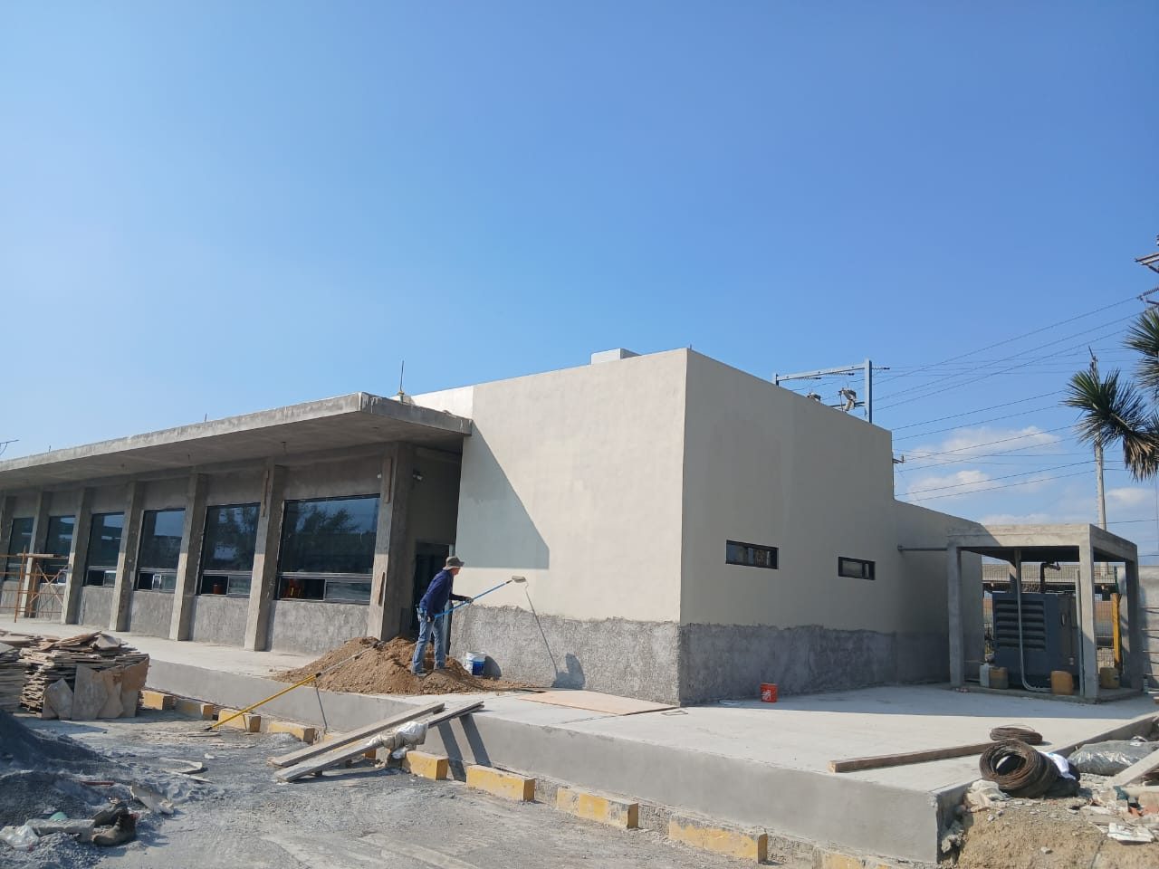 Edificio comercial llave en mano construido por Garmos en Nuevo León